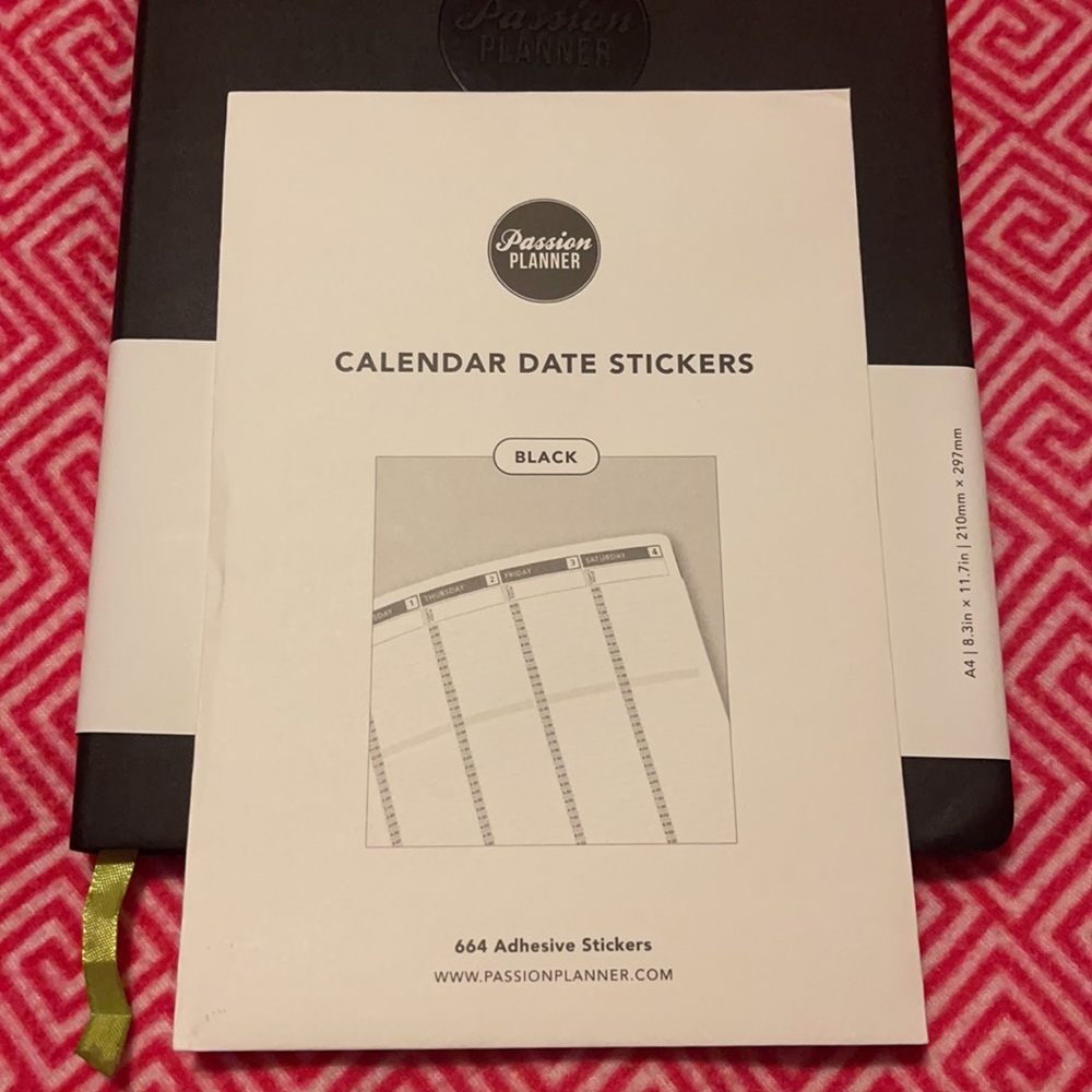 NEW Passion Planner w/calendar date stickers - Elite Black 12 month planner Lg